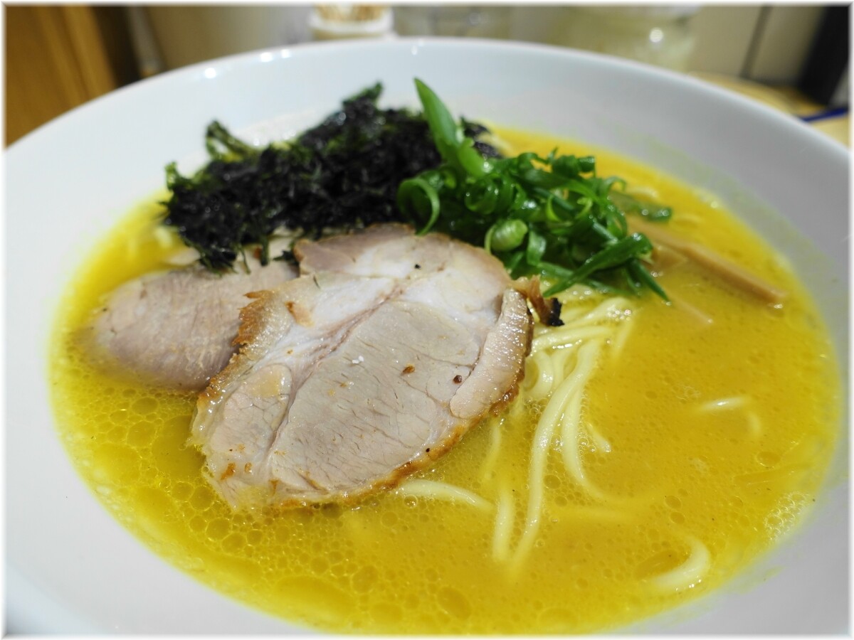 SUNDAY 有明産高級ばら海苔ラーメンの具