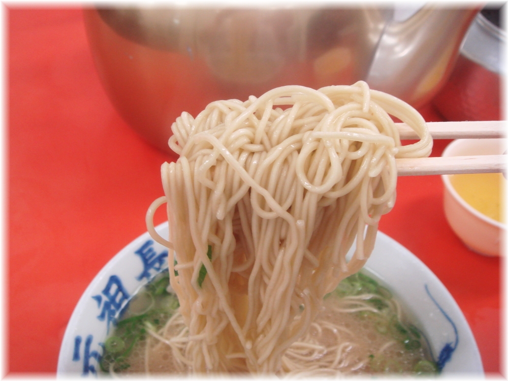 元祖長浜屋4 ラーメンの麺