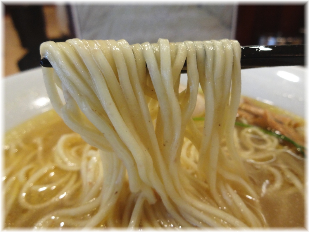 蔦3 塩そばの麺