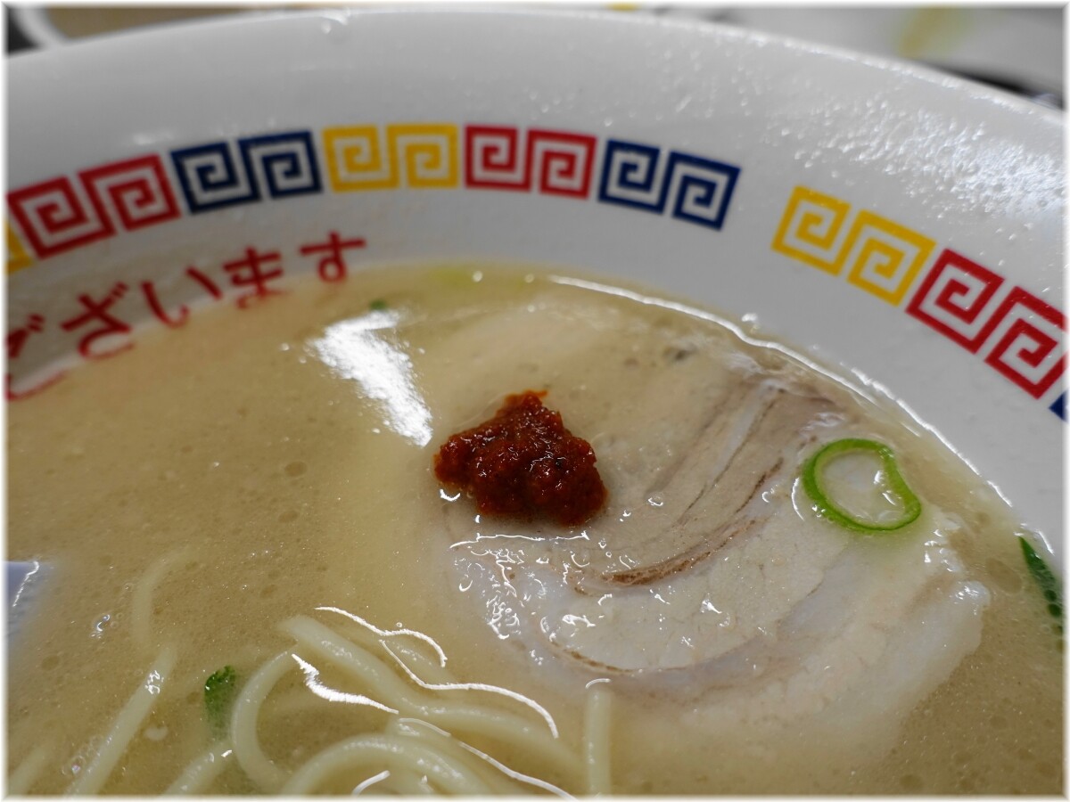 丸星ラーメン ラーメンに丸星特製旨辛たれ
