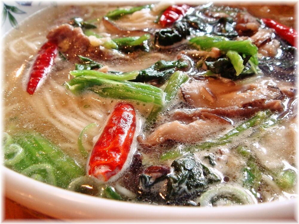 揚州商人北山田店 牛肉のあっさり激辛ラーメンの具