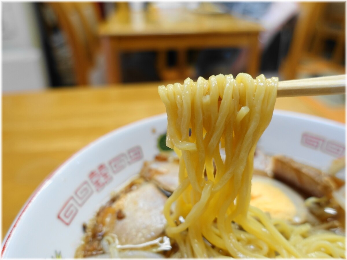 中華料理喜楽@大森 チャーシューメンの麺
