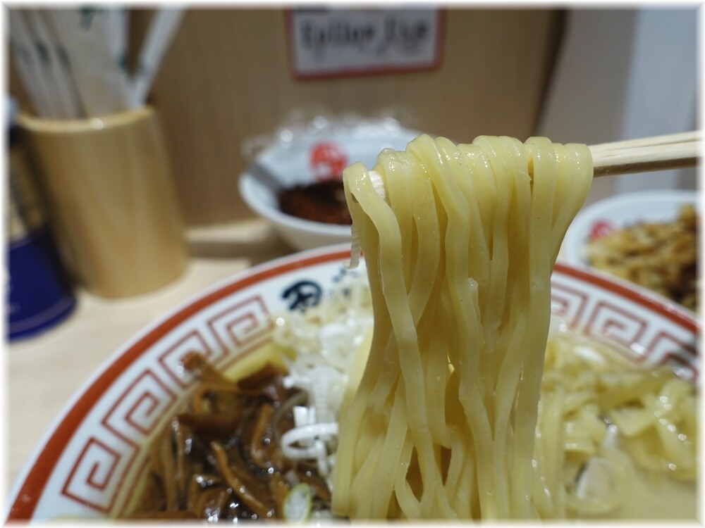 田中そば店渋谷PARCO店 冷やかけ中華そばの麺