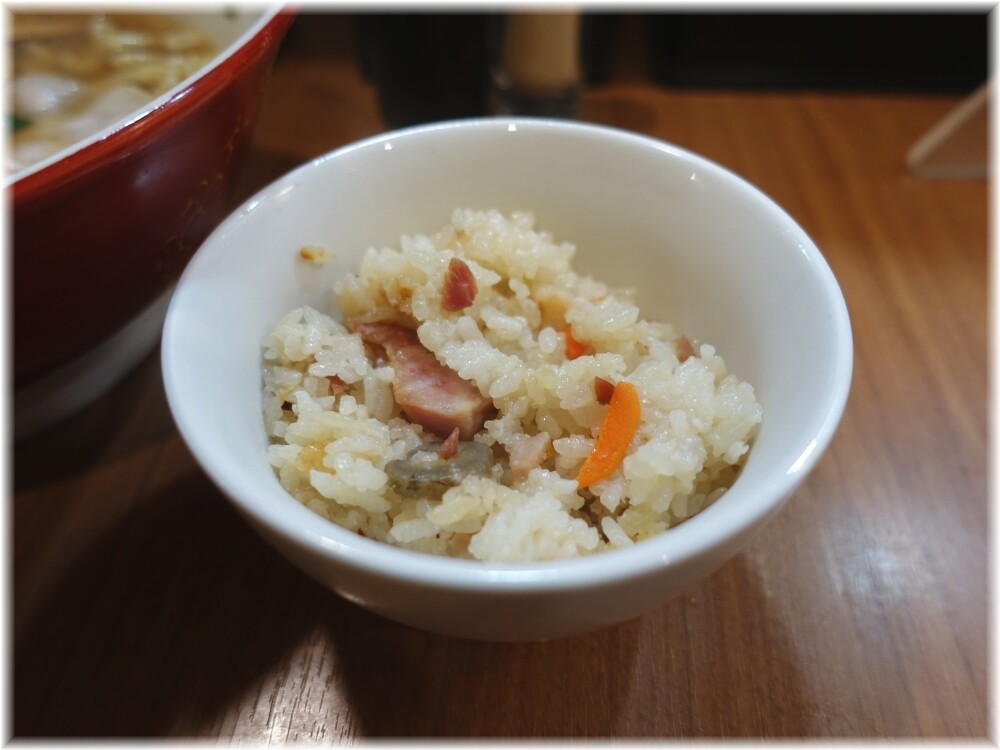 MENクライ おまかせ丼