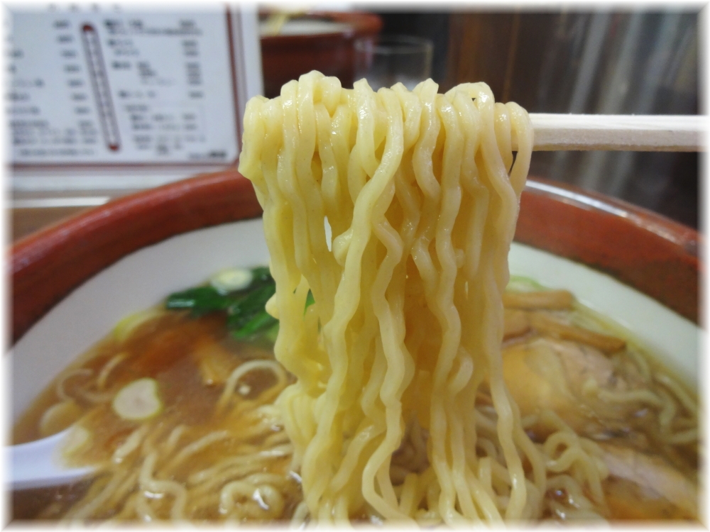 支那そば華屋 支那そばの麺
