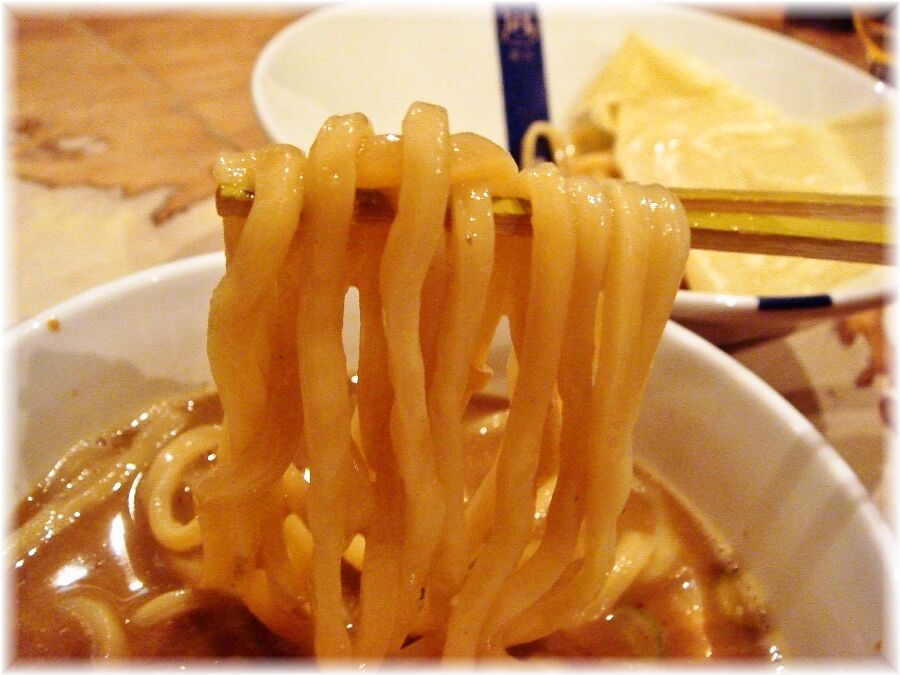 ラーメン凪 つけ特級銀河の麺