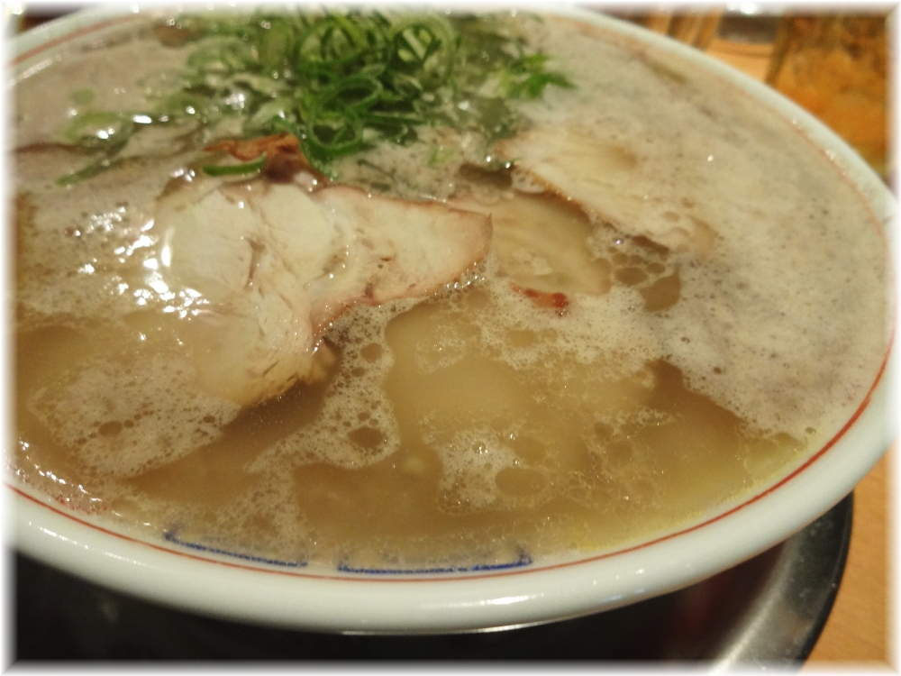 秀ちゃんラーメン赤坂 ラーメンのスープ