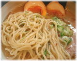 九段 斑鳩 煮玉子塩本鰹らー麺の麺