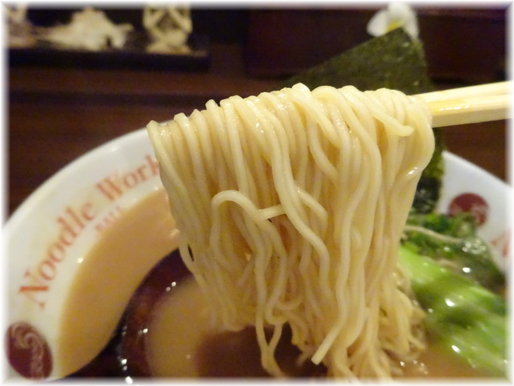 Noodle Works ラーメンの麺