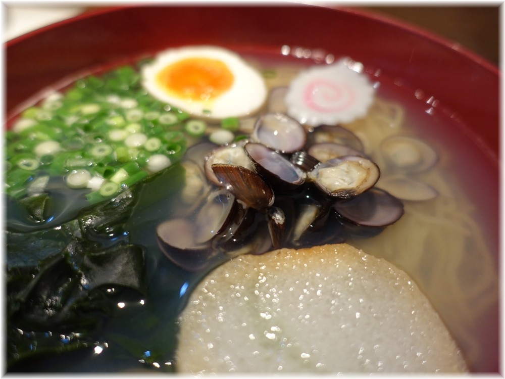 本家しじみらーめん あっさり(普)の具