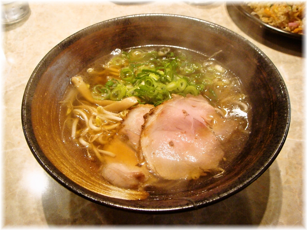 川端どさんこ しょうゆラーメン