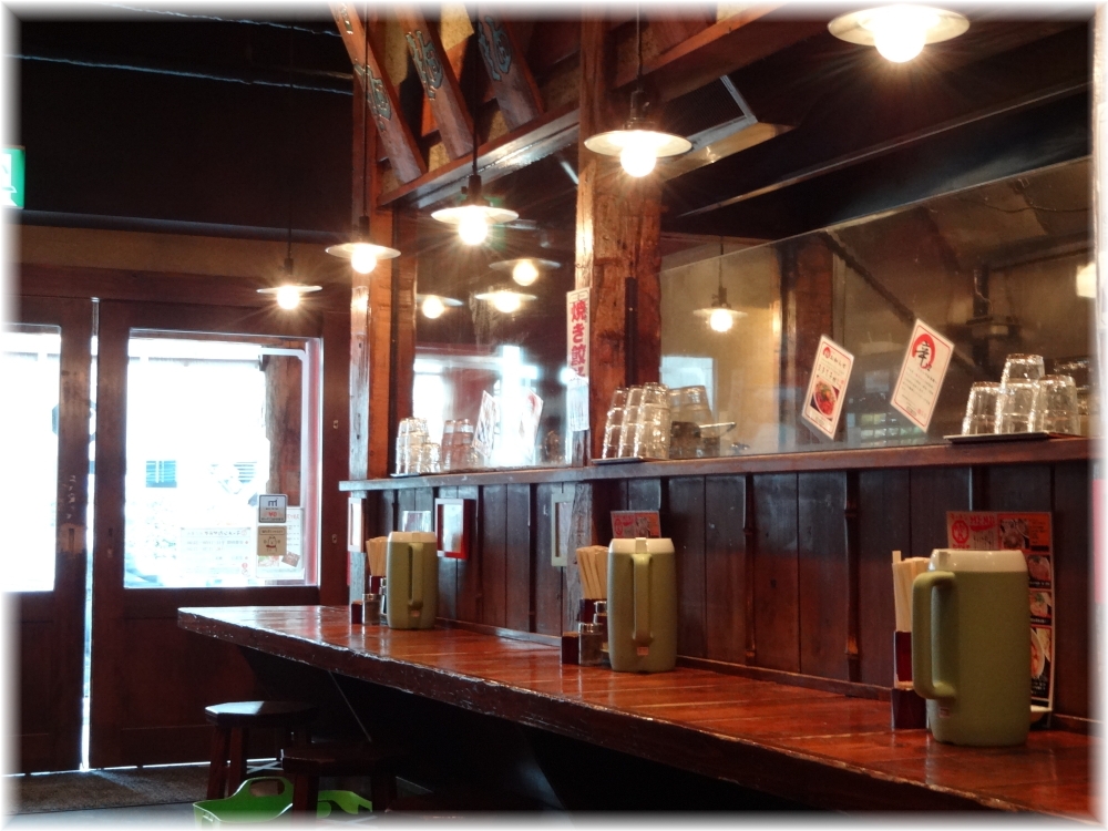 たからや 店内