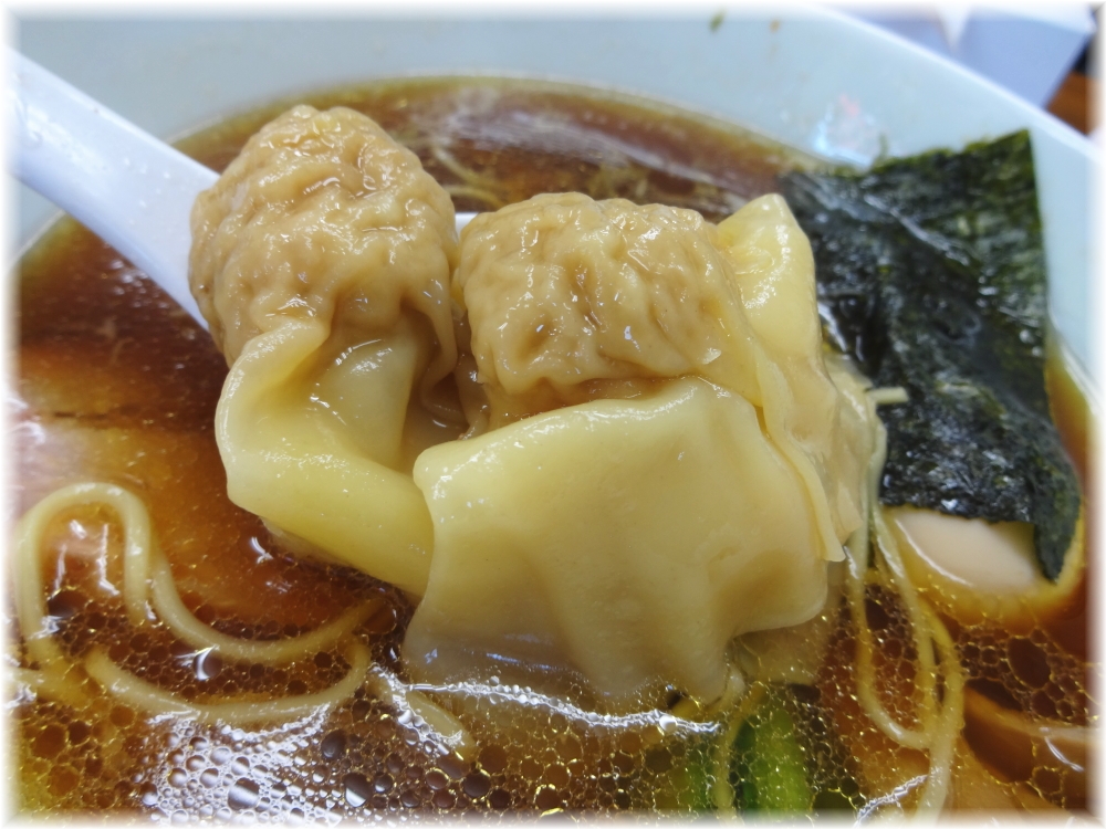 らぁめん夢 特製らーめんのワンタン