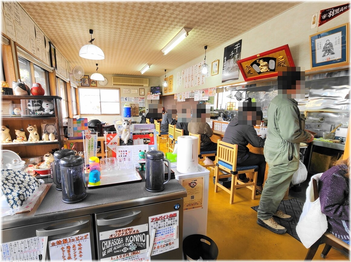 中華そば琴の 店内