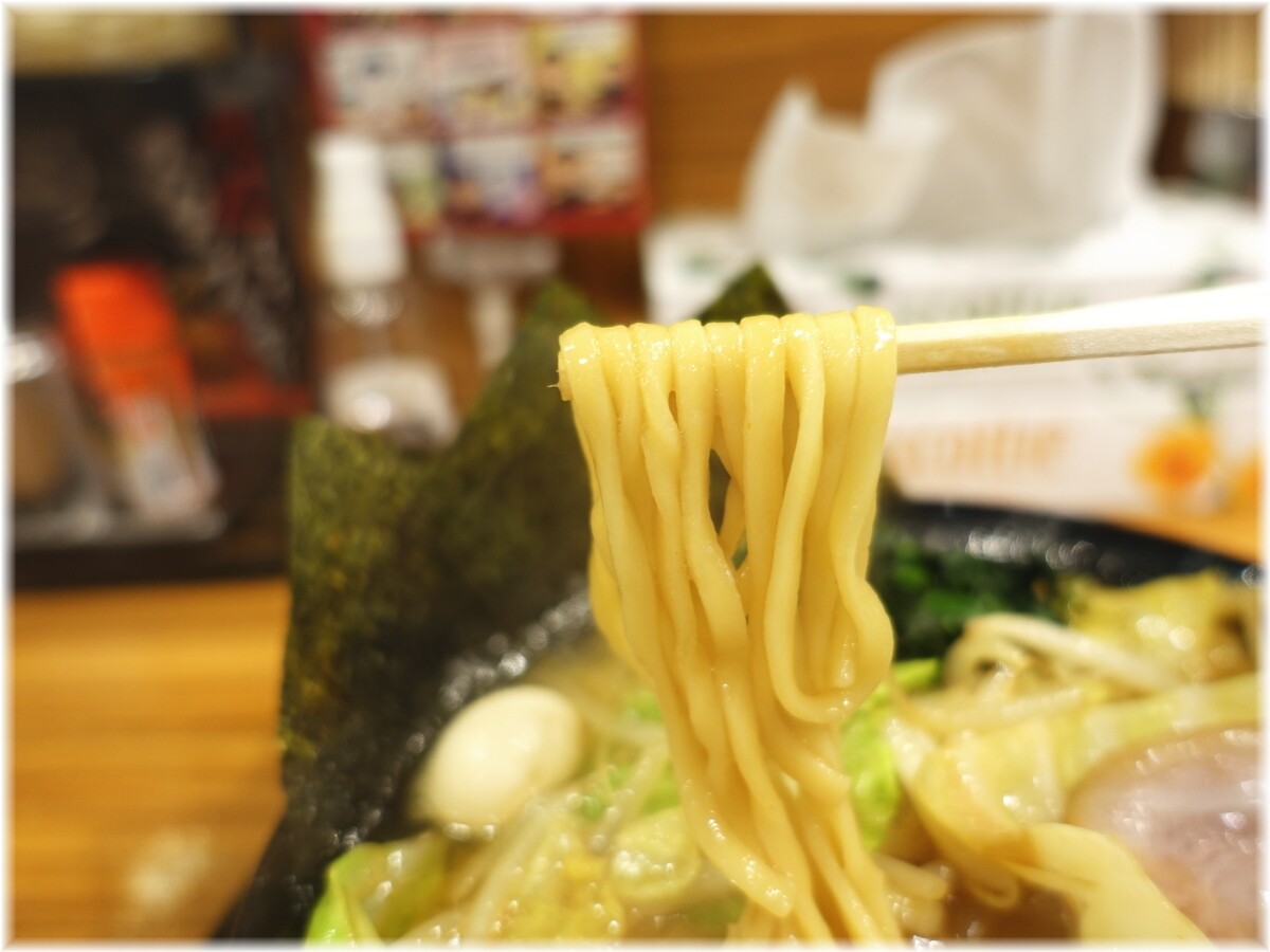 町田商店渋谷店 期間限定味噌の麺