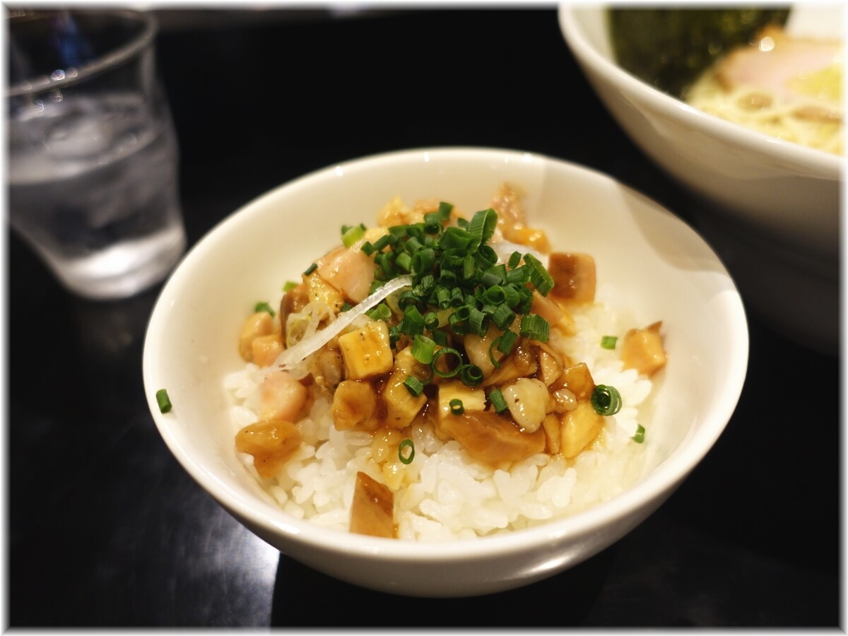 Tonari チャーシュー小丼