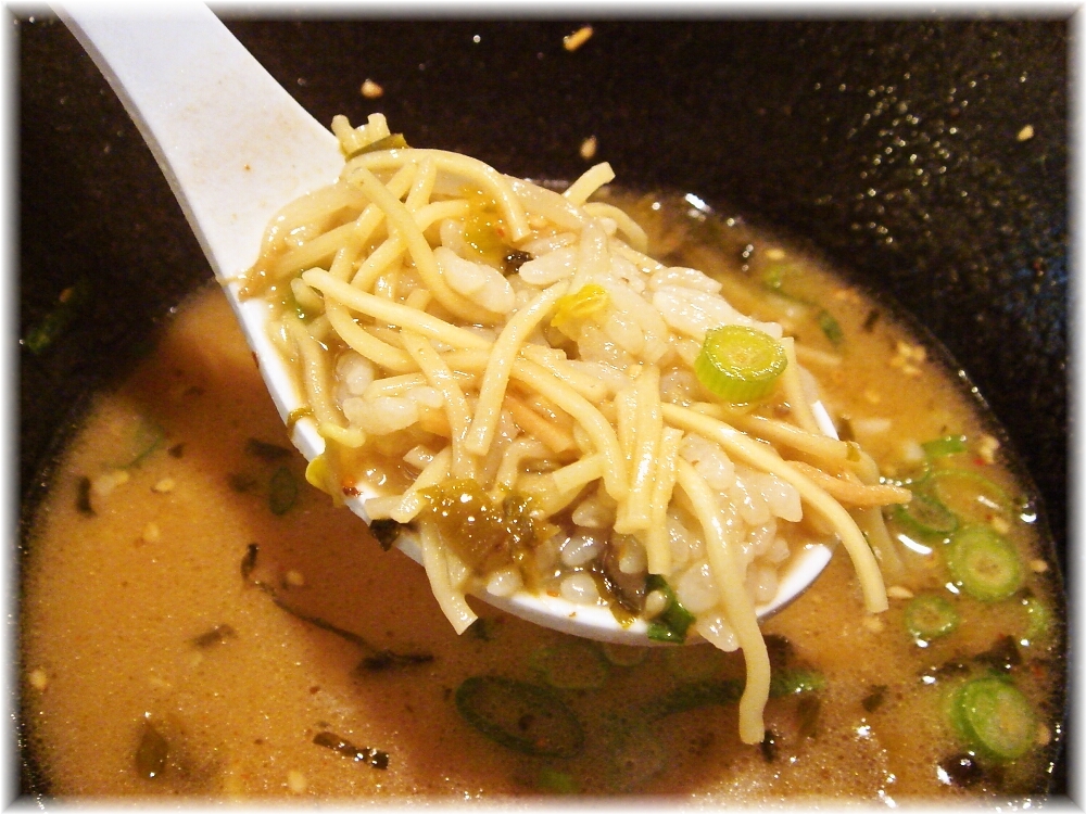 壱の家 豚骨焼麺のラーチャ飯2
