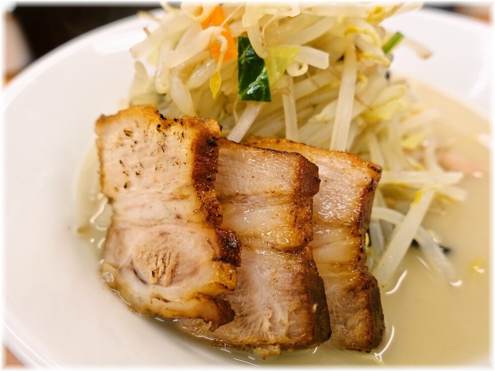 富白 鶏ぶた塩タンメンのチャーシューチャーシュー