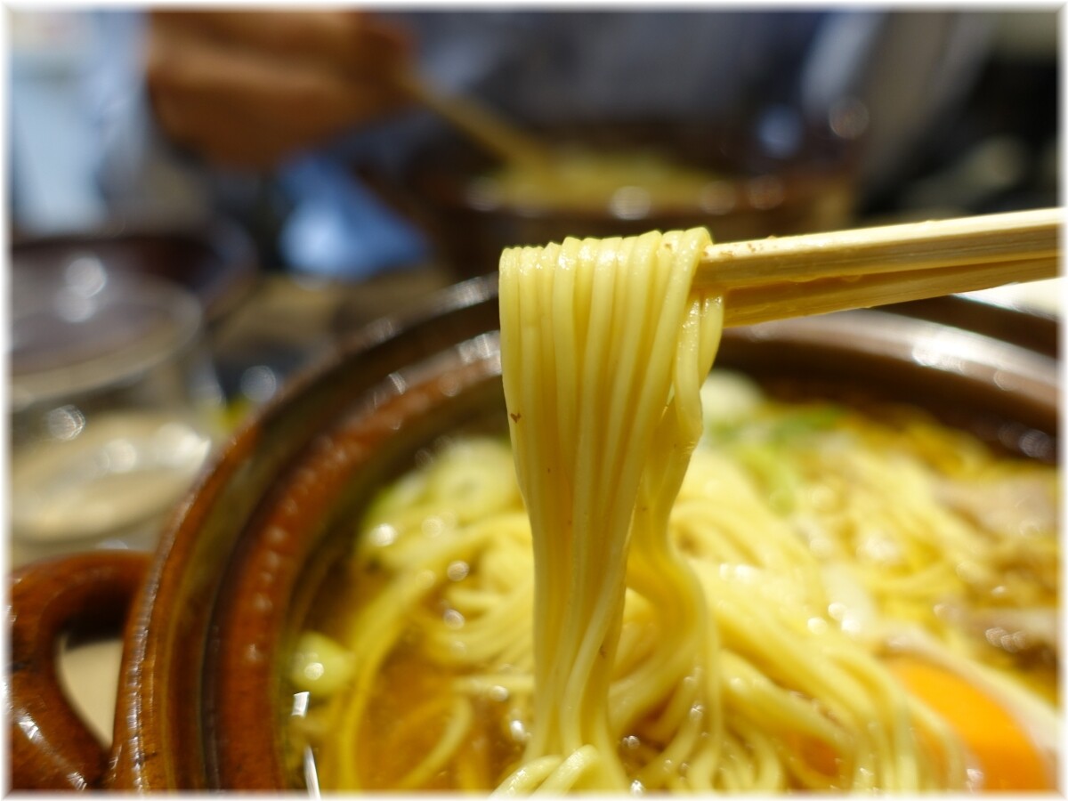 綾川4 鍋焼きラーメンの麺