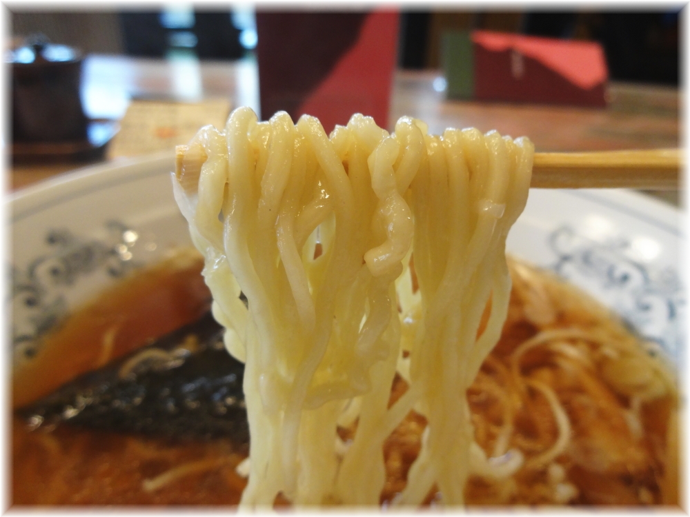 春木家本店 中華そばの麺