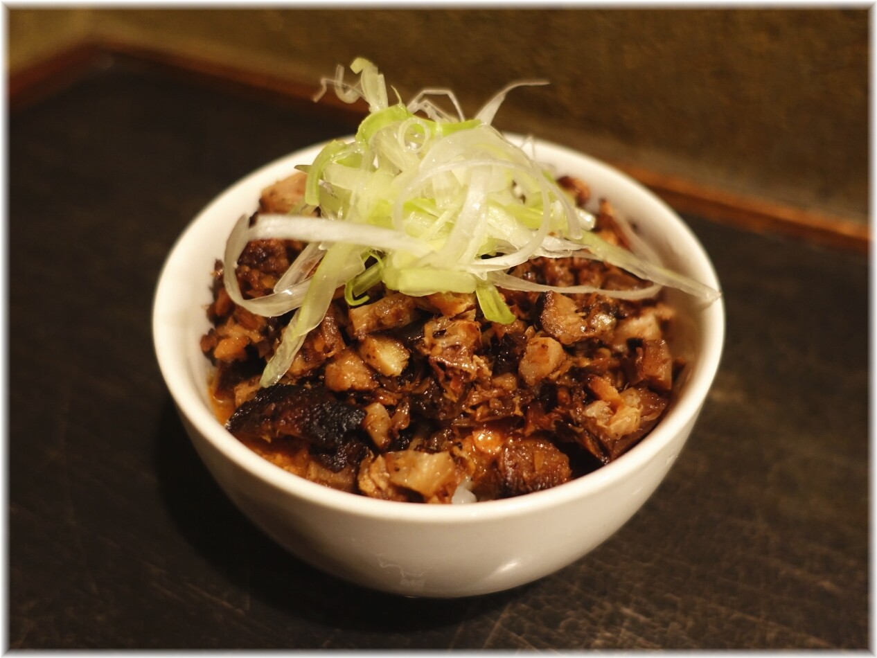 中華そば櫻坂 ミニ丼豚辛めし
