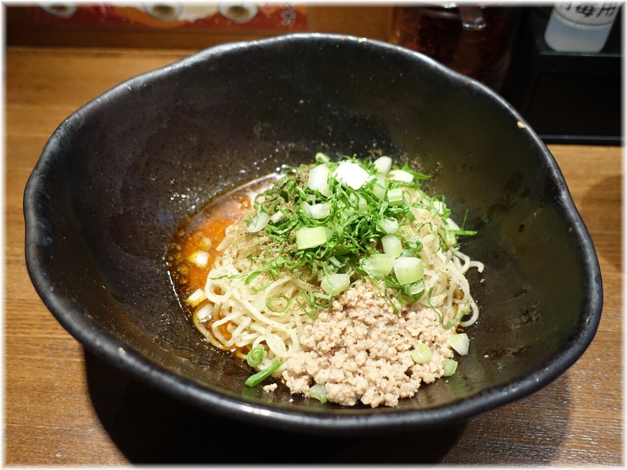 キング軒神田スタンド 汁なし担担麺3辛にセロリトッピング