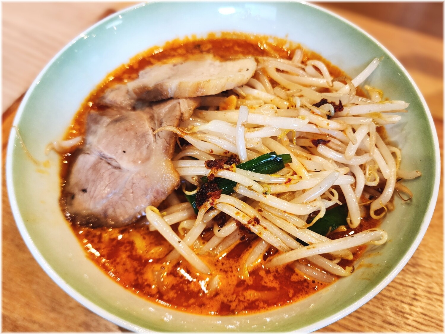 食堂ミサ八潮店 味噌ラーメン鬼殺しレッド