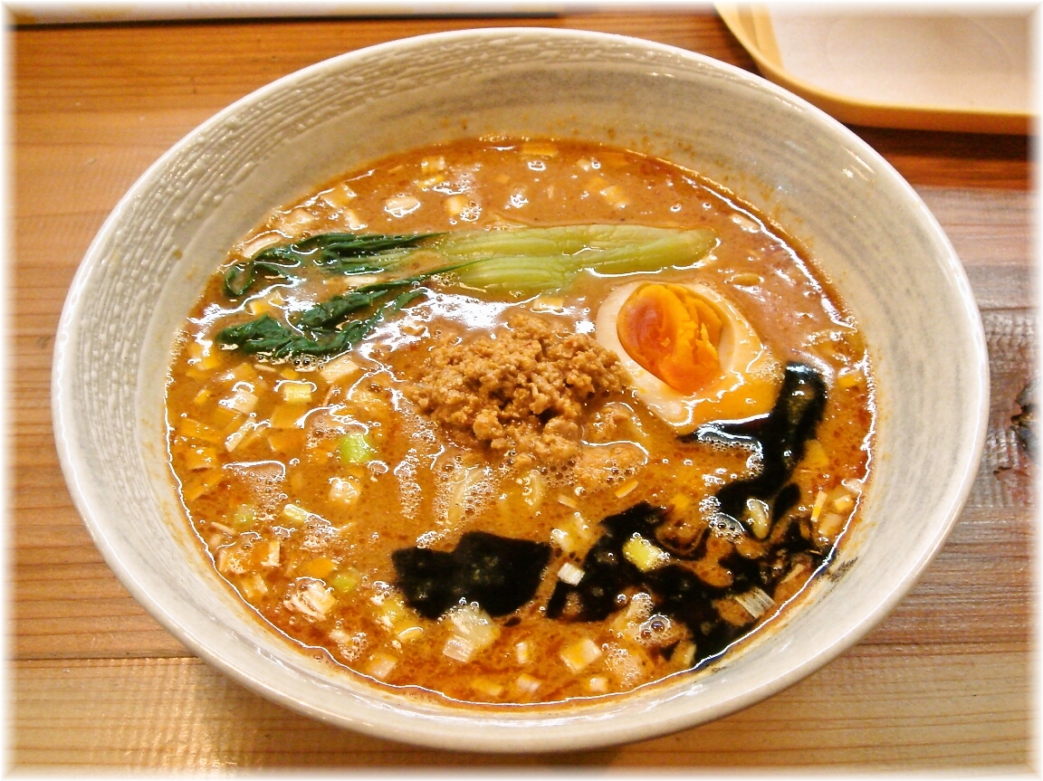 本家博多担々麺RON 坦々麺