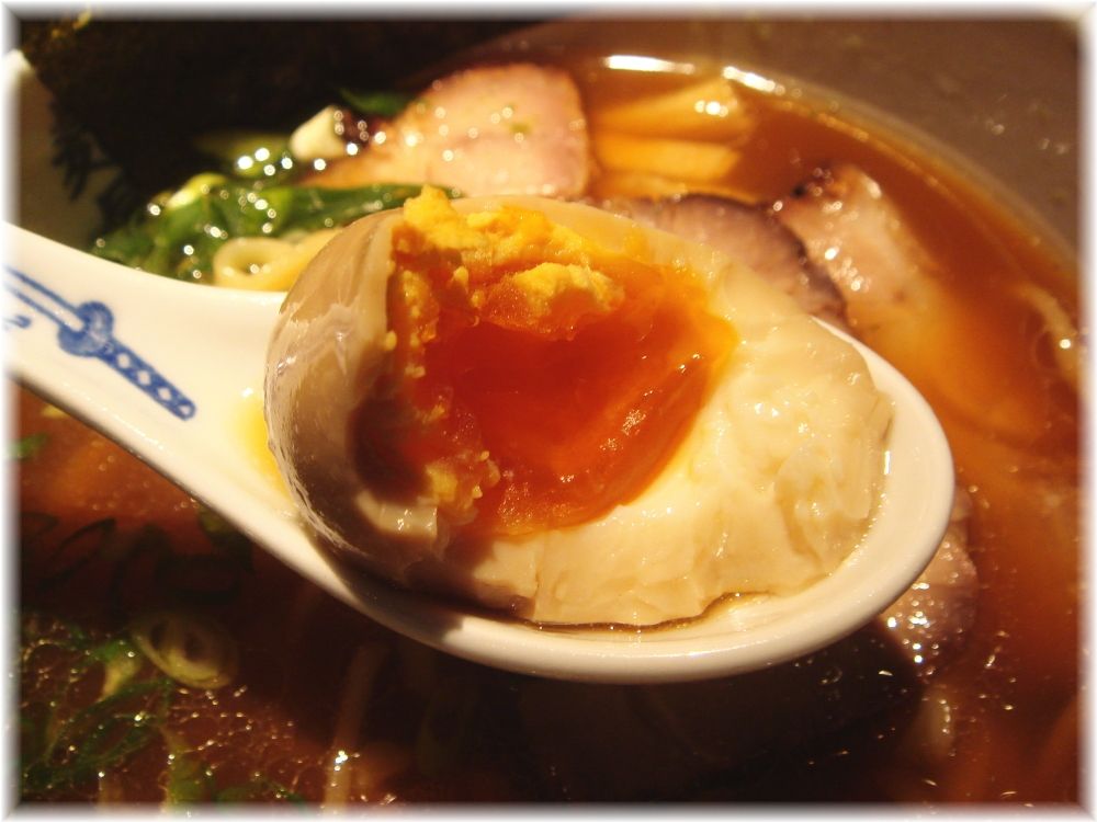 麺屋武蔵虎嘯 味玉