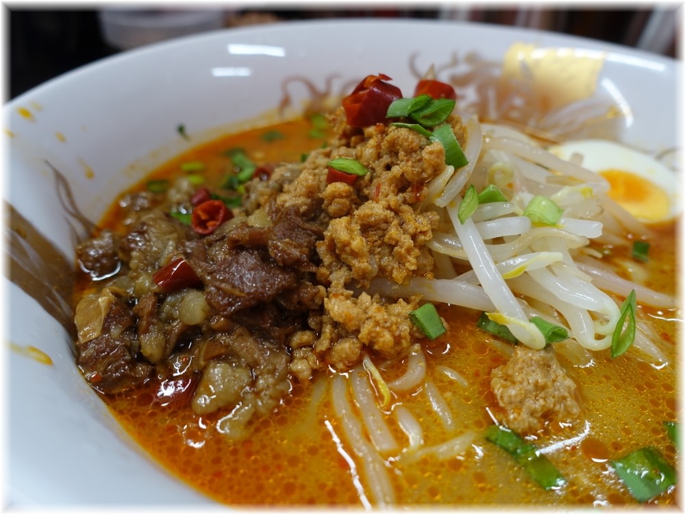 辛幻 山椒うま辛味噌ラーメンの具