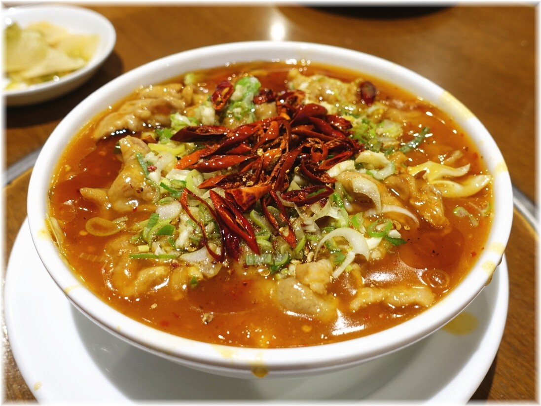 成龍萬寿山本店 水煮肉片