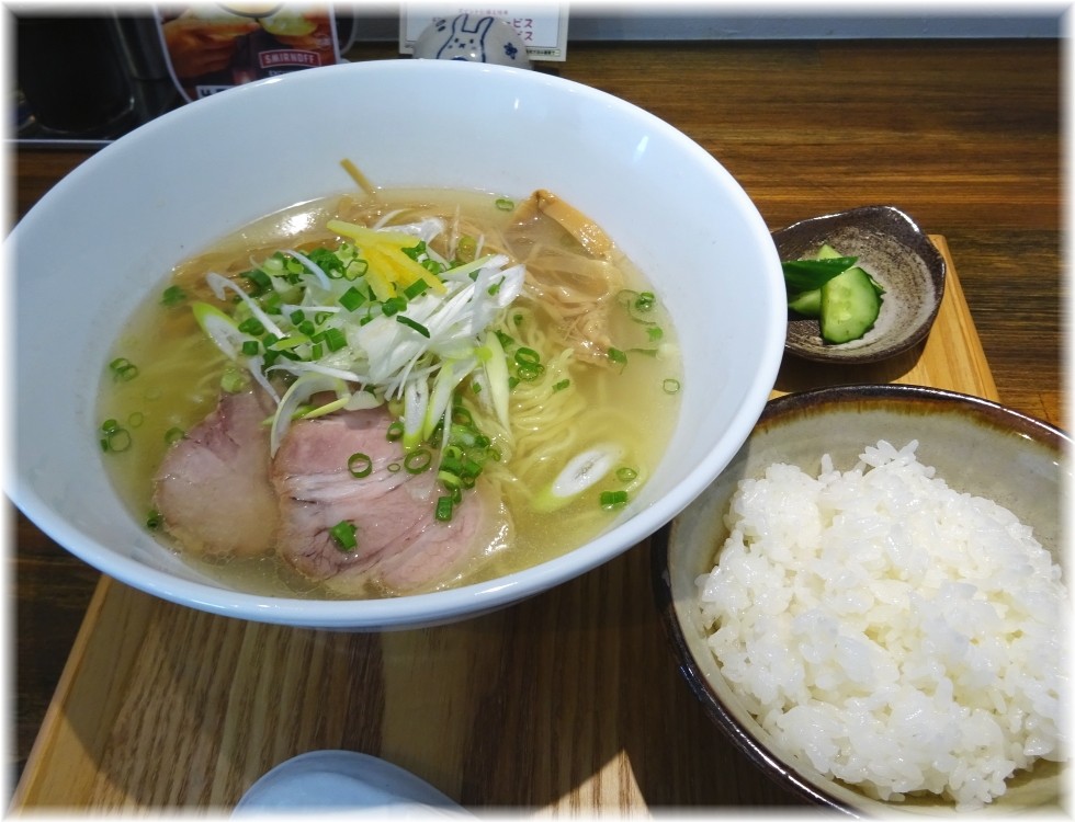 どんぐり 二代目塩らーめんのセット