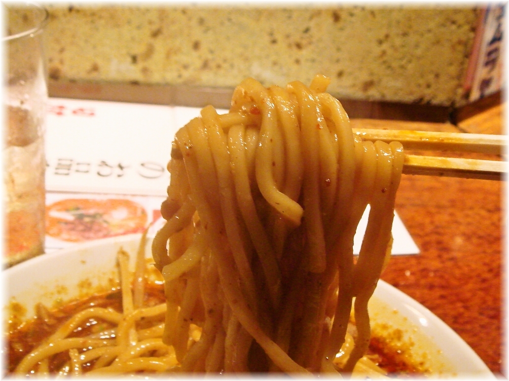 田村屋 震撼味噌タンメンの麺