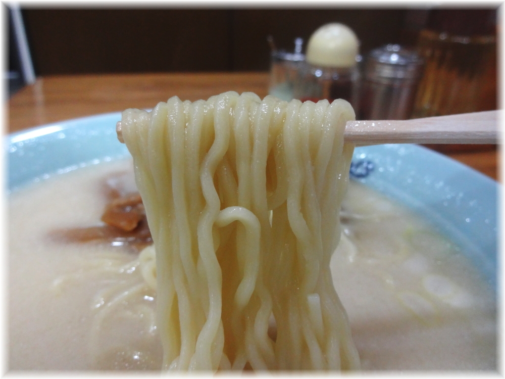 元祖札幌や 味噌らーめんの麺