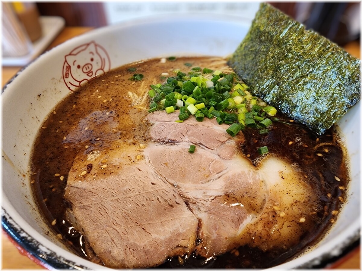 博多ラーメン長浜や 大森店2 黒博多ラーメンの具