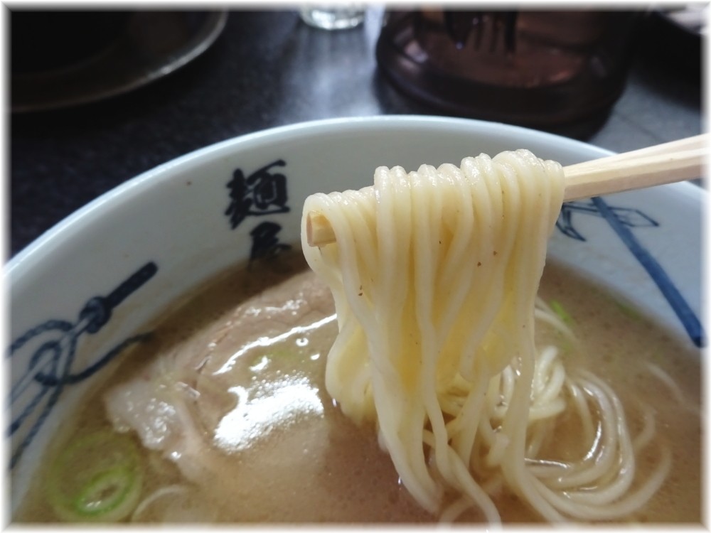 いちげん2 ラーメンの麺