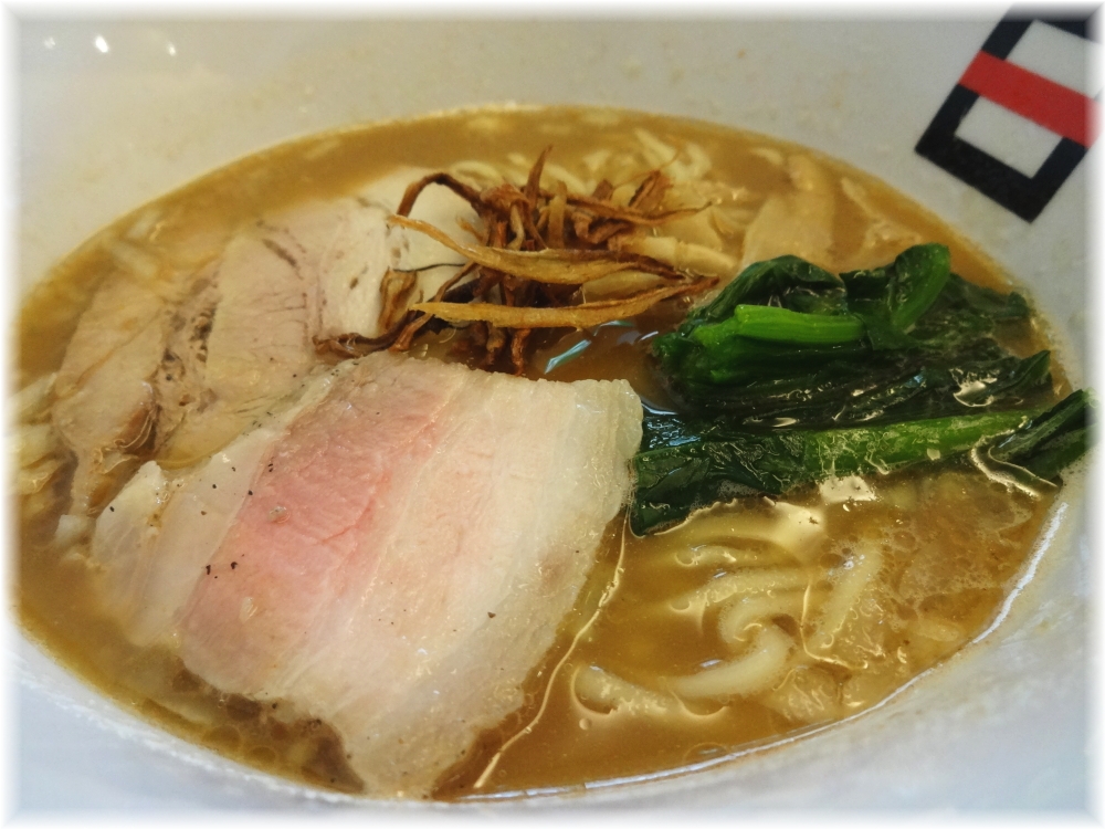 麺処hachi3 濃菜醤油ラーメンの具