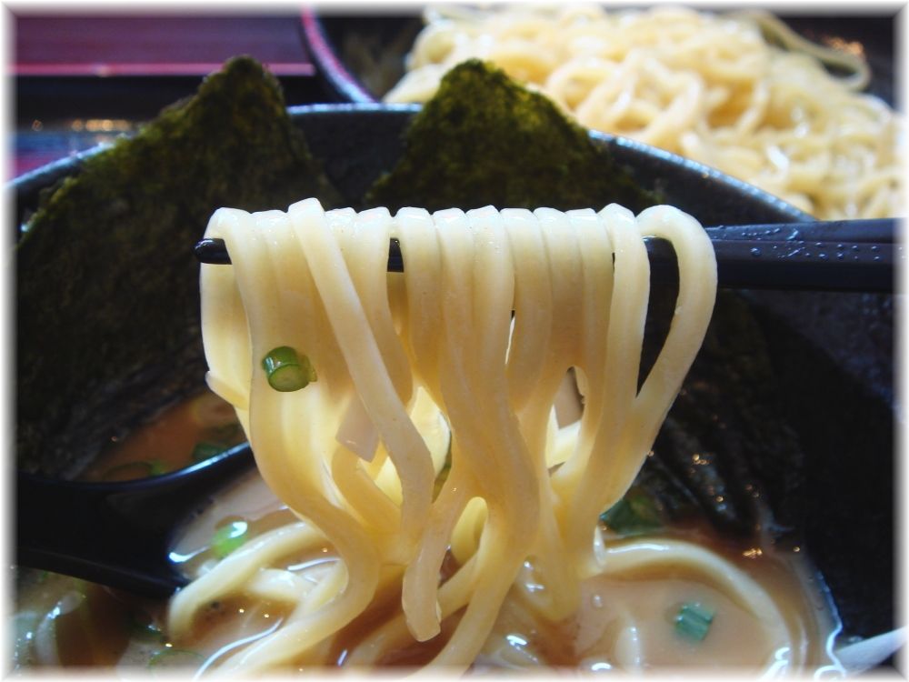 風雷人 つけ麺の麺