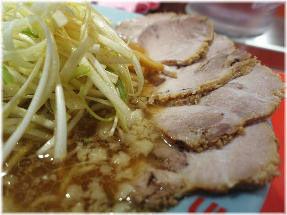 ラーショマルミャー ネギチャーシューメン(醤油)の具2