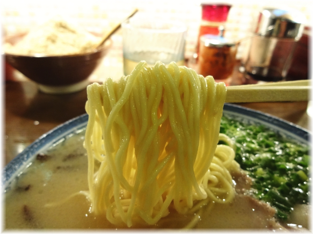 しばらく日本橋店 らーめんの麺