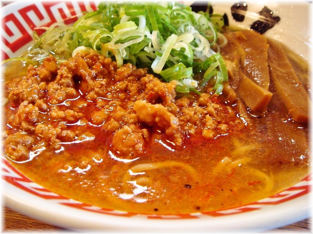 麺場じゃげな 海老塩あじの担々麺のスープ