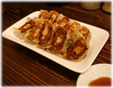 もち月 餃子