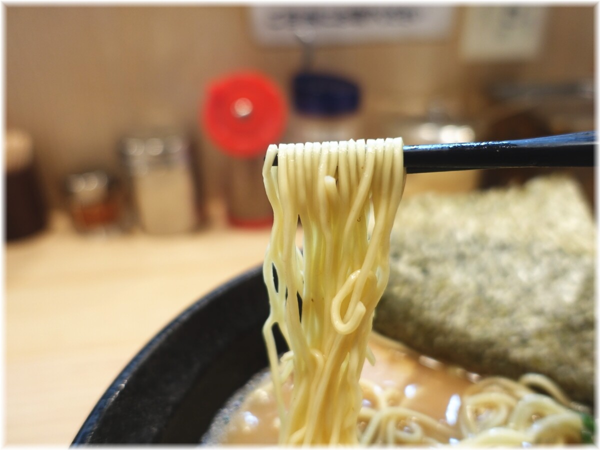 ひらさわ ラーメンの麺