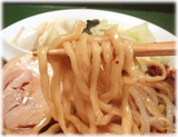 インフィニタスゼロ ヤサイカライの麺