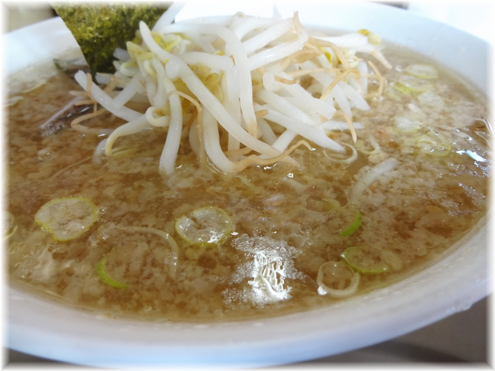 村山ホープ軒東大和店 ラーメンのスープ