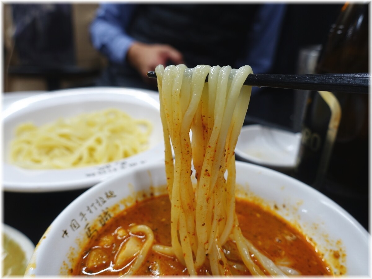 馬賊日暮里店 担々つけ麺の麺