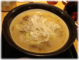 由丸 牛スジカレーラーメン