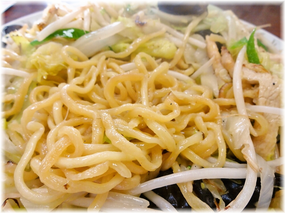 来来来 とり皿うどんの麺