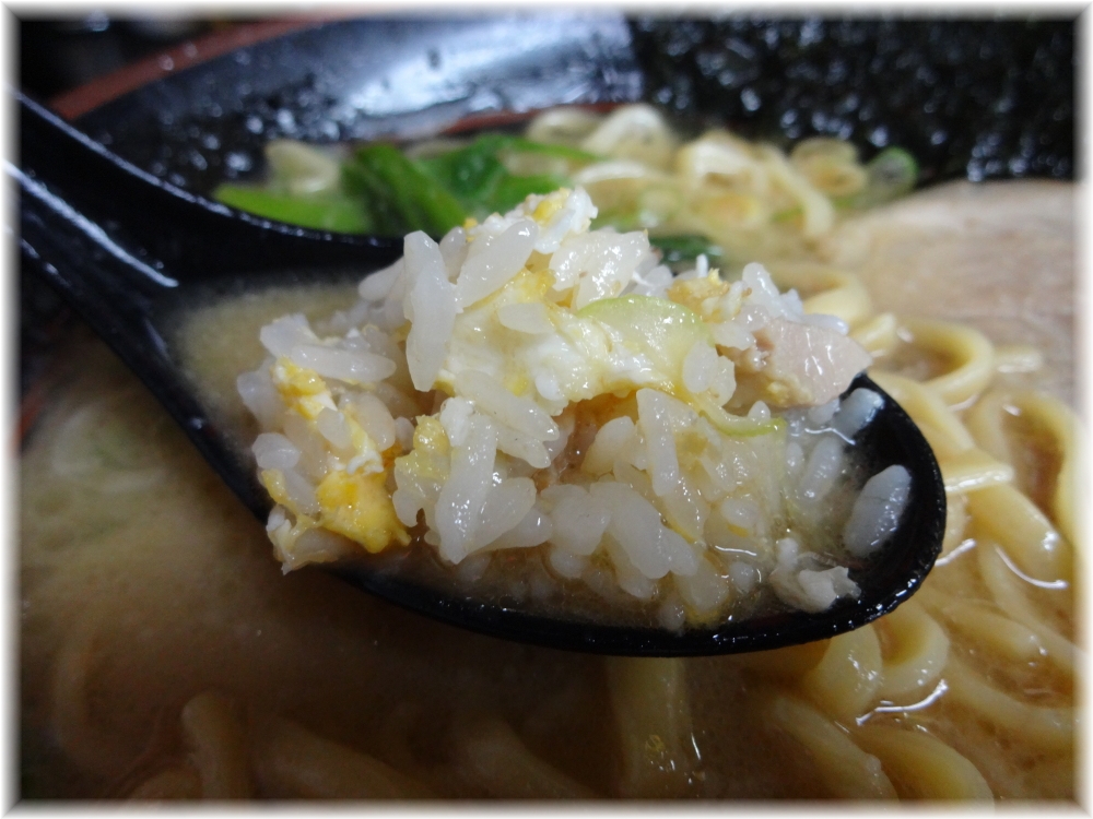 大津家 半チャーハン2