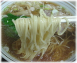 栄屋ミルクホール ラーメンの麺
